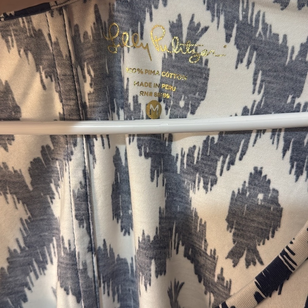 Lilly Pulitzer White and Blue Graphic Tunic Dress 3/4 Sleeve Beacon dress - Picture 3 of 4